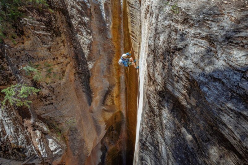 East Zion: Stone Hollow Full-day Canyoneering Tour - What to Expect from the Canyoneering Adventure