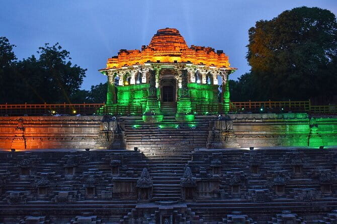 Easy Private Tour at Sun Temple and Rani Ki Vav in Premium Car - Who Will Love This Tour?