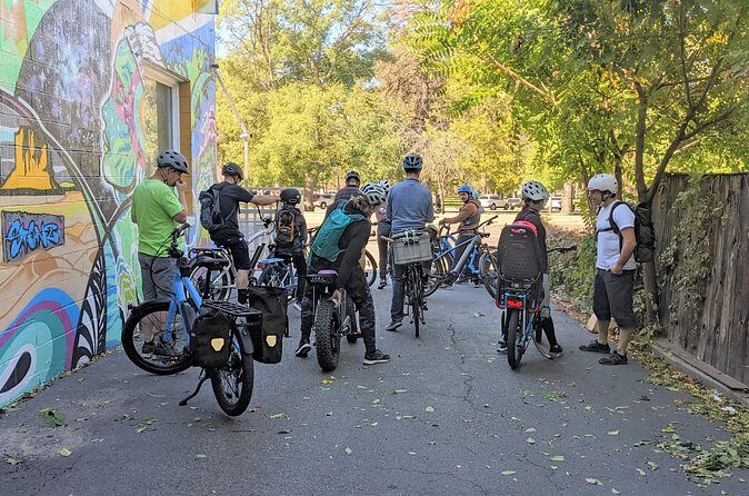 eBike City Tour - The Equipment and Group Size