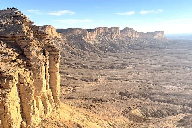 Edge of The World & Deer Reserve Off-road 4x4 Car Tour in Riyadh - The Experience for Different Types of Travelers