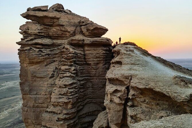 Edge Of The World Hike(Dinner under stars,village,bats cave,camp) - The Itinerary in Detail