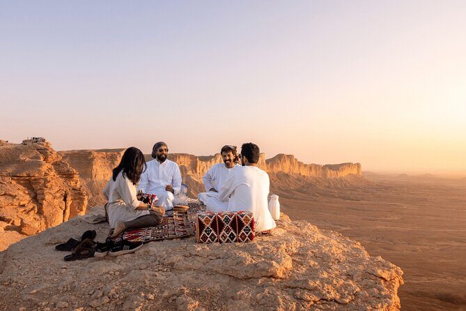 Edge of the World & Keshta in Riyadh - The Value of the Tour