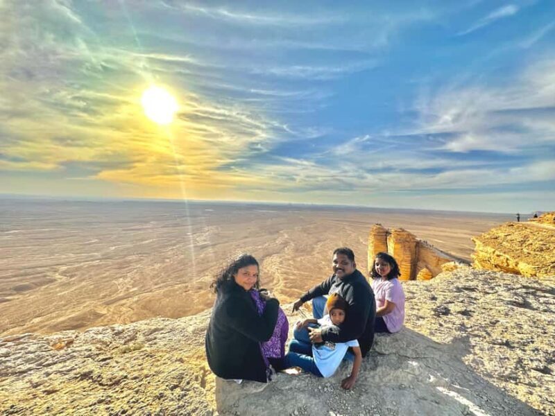 Edge of The World Riyadh,Camel Ride ,Bat Cave Visit & Dinner - An In-Depth Look at the Tour Experience