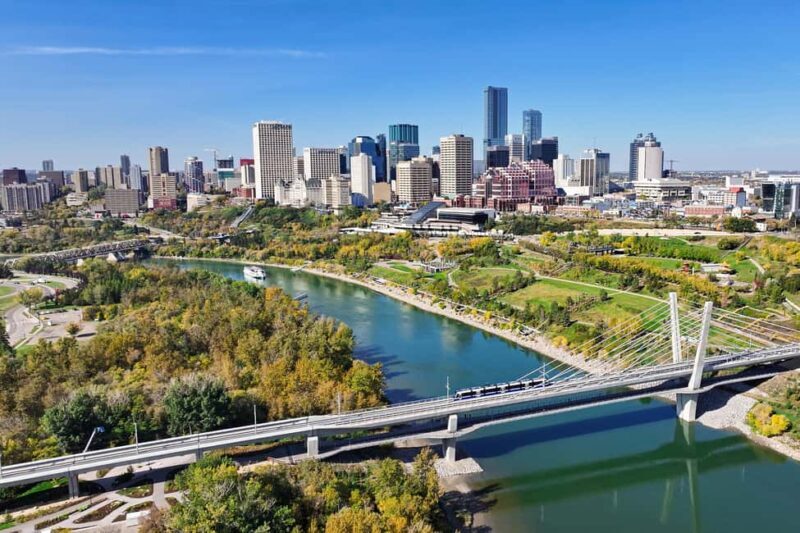 Edmonton: 3-Hour City Highlights Walking Tour With Guide - The Sum Up