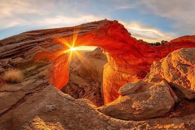 Eggshell Arch Sunset Tour - Authentic Navajo Cultural Experience