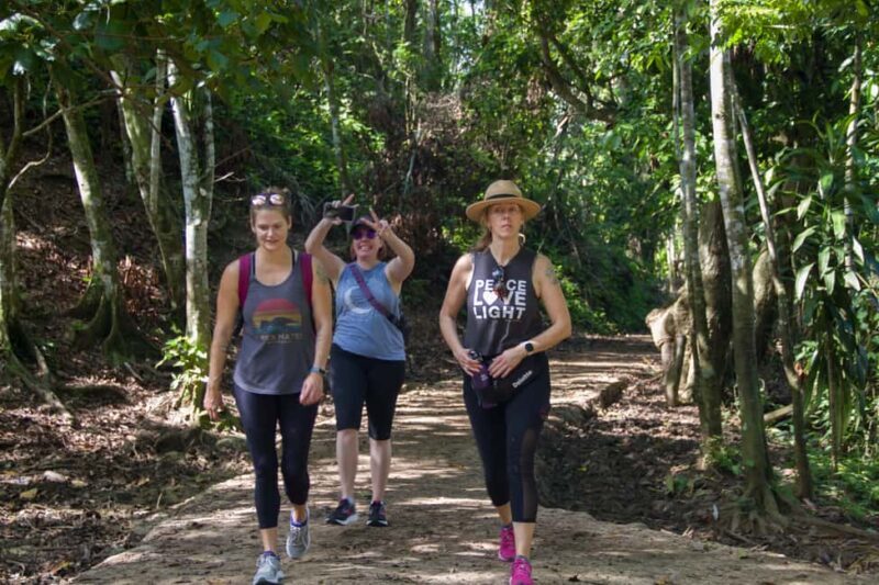 El Limón: Waterfall Hiking Tour with Lunch - FAQ