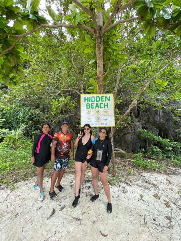 El Nido: Island Hopping and Snorkeling Private Boat Tour - What’s Included and What’s Not