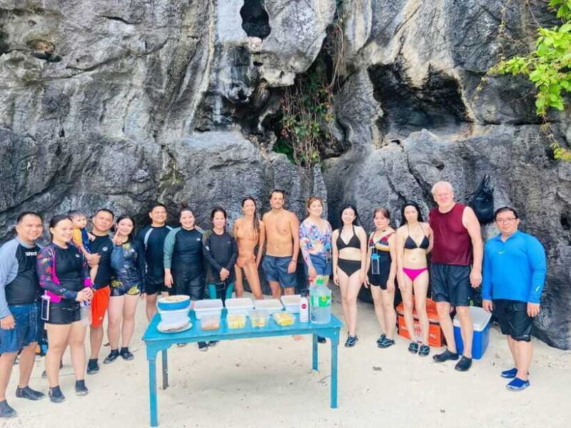EL NIDO: Private Island Hopping Tour C w/BUFFET LUNCH - Who Should Consider This Tour?
