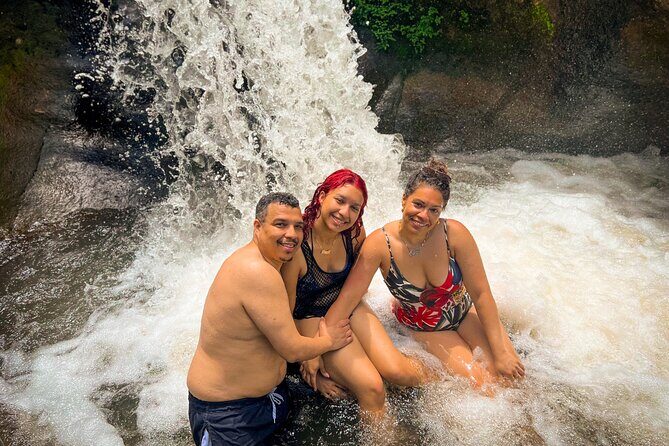 El Yunque Hike, Waterslide & Luquillo Kiosks Food with Transport - Exploring the El Yunque Hike, Waterslide & Luquillo Kiosks Tour