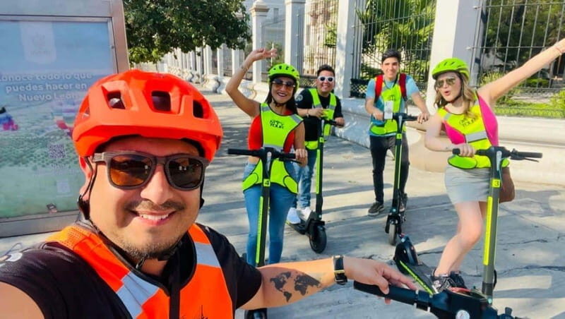 "Electric Scooter tour" in Monterrey down town with guide - Key Points