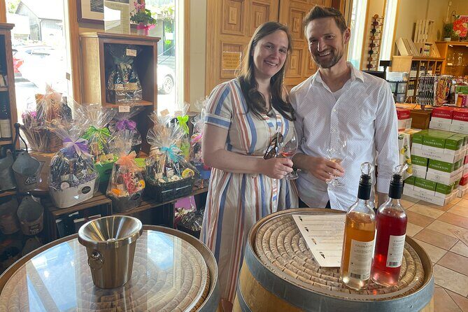 Elegance Unforgettable Tesla Wine Tour & Lunch - What Travelers Are Saying