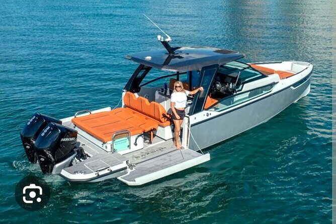 ELEGANT LUXURY MOTOR YACHT PARTY (*No Hidden Fees*) - A Closer Look at the Yacht Tour Experience