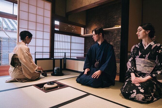 Elegant Tea Ceremony With Wearing Kimono Experience in Gion Kyoto - Discovering the Kimono and Gion Atmosphere