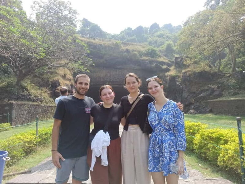 Elephanta Caves Private Guide on Island - Key Points