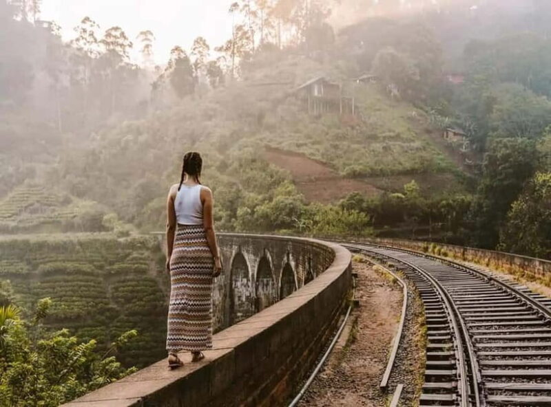 Ella: 9 Arches Bridge, Little Adam's Peak, & Tea Factory - Key Points