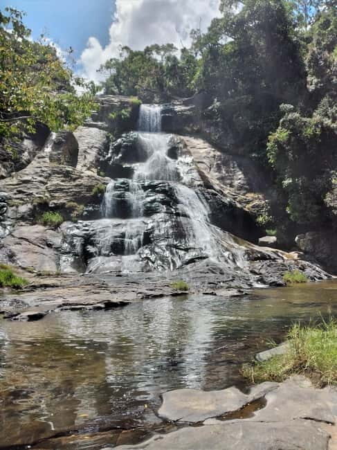 Ella: All-Inclusive Diyaluma and Ravana Waterfalls Day Tour - Transportation and Group Size