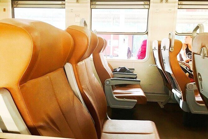Ella Odyssey Train Reserved Seats Kandy to Ella - The Experience: A Closer Look at the Journey