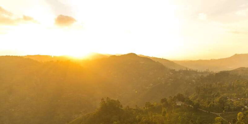 Ella: Private Ella Rock Sunrise Hike - All Inclusive - The Experience of the Guide