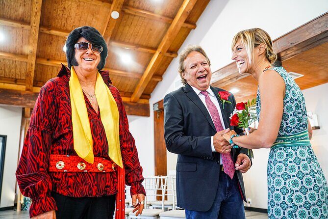 Elvis Wedding at The Little Vegas Chapel - Elvis Wedding at The Little Vegas Chapel: A Fun and Fluffy Vegas Affair