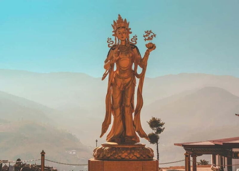 Enchanting Bhutan tour with Guide 1 week Tour from Thimphu - Key Points