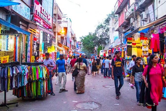Enjoy 10 cultural activities of India all at one place in Delhi - Practical Details & Tips