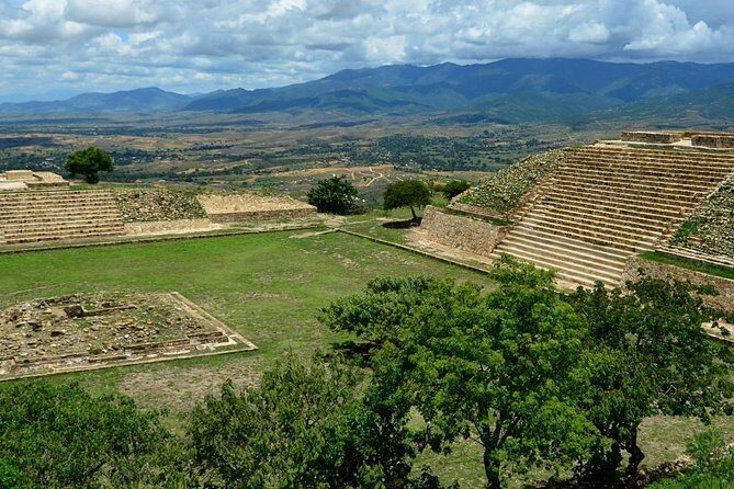 Enjoy all Pyramids of Oaxaca in Private Day Tour: Monte Alban, Mitla, Dainzú - Who Should Consider This Tour?