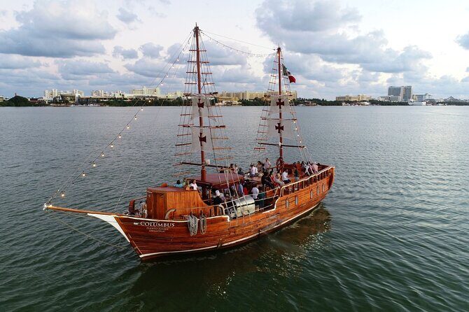 Enjoy The Spanish Galeon with a Romantic Night Dinner in Cancun - FAQ