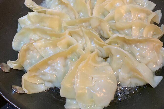 Enjoy Your Own Ramen, Sushi, Gyoza, Tempura  Also Veg-friendly! - Who Should Consider This Tour?