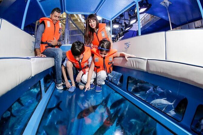 Entrance to Dubai Aquarium and Underwater Zoo - Who Should Consider This Tour?