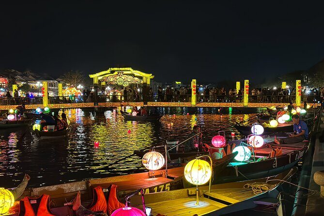 Entry Ticket: 45 minutes Traditional Boat trip on Hoai River - Discovering the Charm of Hoi An by Boat