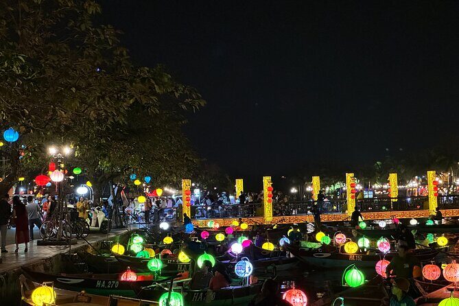 Entry Ticket: 45 minutes Traditional Boat trip on Hoai River - Who Should Consider This Tour?