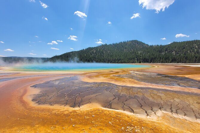 Epic Yellowstone Private Tour - A Deep Dive into the Yellowstone Experience