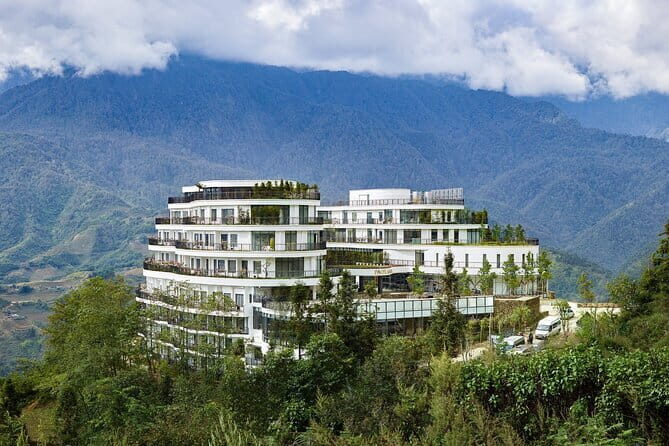 Erina Cruise 5-star cruise 2 day visit Lan Ha Bay private balcony - Detailed Look at Facilities and Extras