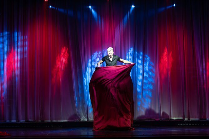 Escape Reality Branson Magic Dinner Show - Authentic Guest Experiences