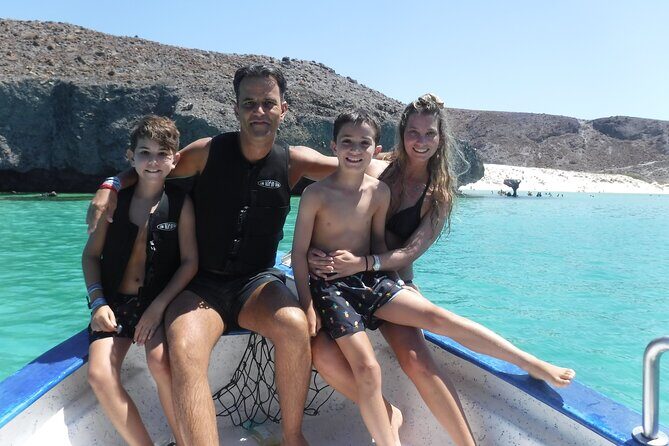 Espiritu Santo Island Combo: Sea Lions and Paddleboard 1 to 6 Private Group - Key Points