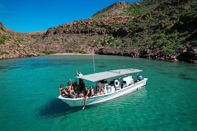Espiritu Santo Island: Snorkel, Wildlife and Beach - Discovering Espíritu Santo Island: Snorkel, Wildlife, and Beach