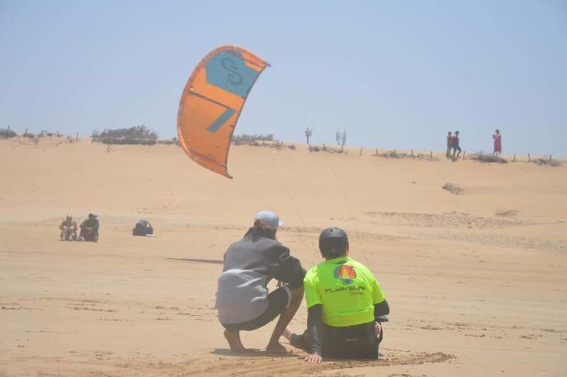 Essaouira: Kitesurf Lesson with changing rooms & Hot showers - Who Will Love This Experience?