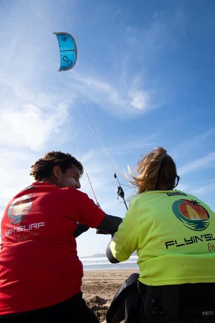 Essaouira: Kitesurf Private Lesson with Hot Shower - A Closer Look at the Experience