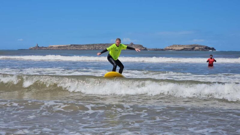 Essaouira: Semi-Private Surf Lesson W/ Changing Room &Shower - Key Points