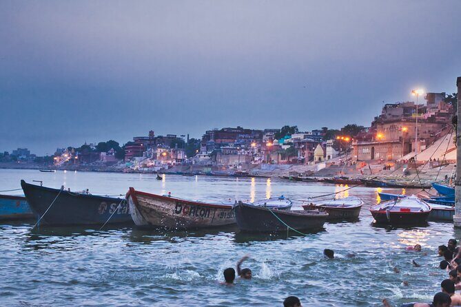 Essence of magnificent India and Nepal - FAQ