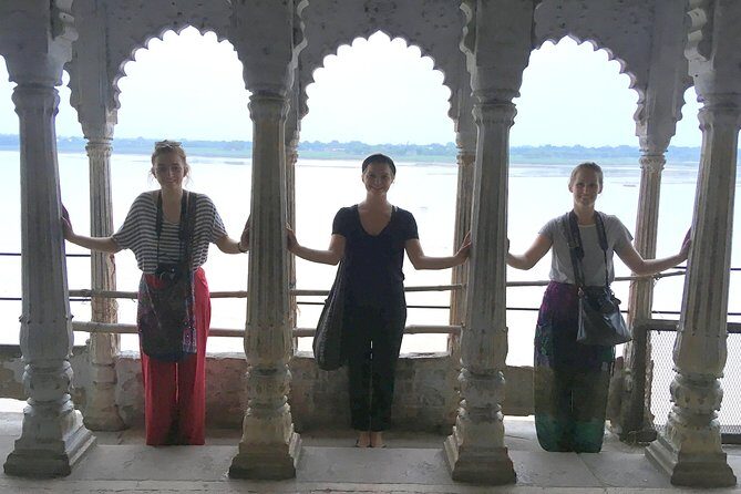 Essential Varanasi (North and Manikarnika) Walking Tour - What the Reviews Say
