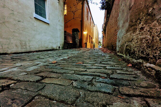 Estes Method Blindfolded Ghost Hunt - A Deep Dive into the Charleston Ghost Hunt Experience