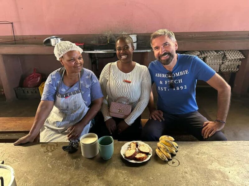 Eswatini:Cultural Village, City Tour and Waterfall Tour - Savoring Traditional Swazi Food and Natural Drinks