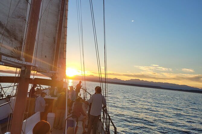Evening Colors Sunset Sail Tour in Seattle - FAQ