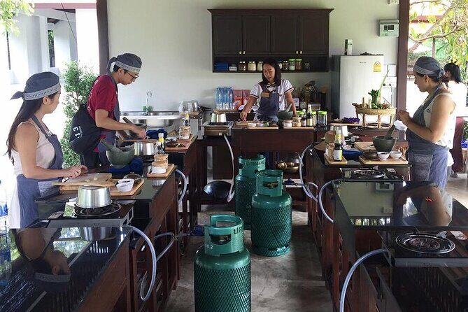 Evening Cooking Class in Traditional Pavilion with Beautiful Garden - Chiang Mai - FAQ