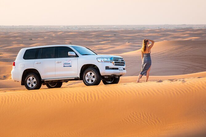 Evening Desert Safari with Bbq Dinner and Entertainment - Key Points