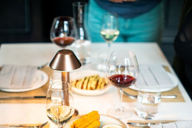 Evening Sip, Savor, Stroll Tour - The Itinerary in Detail