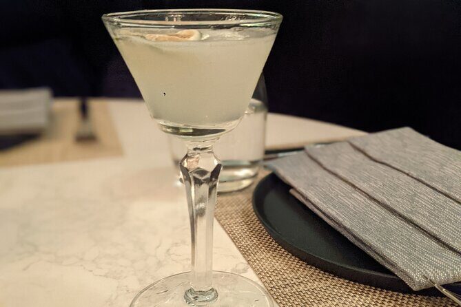 Evening Sip, Savor, Stroll Tour - Who Will Love This Tour?