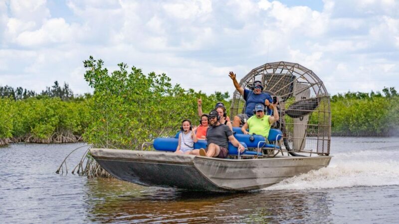 Everglades: Mangrove Maze Airboat Tour and Boardwalk - Exploring the Everglades: What You Can Expect