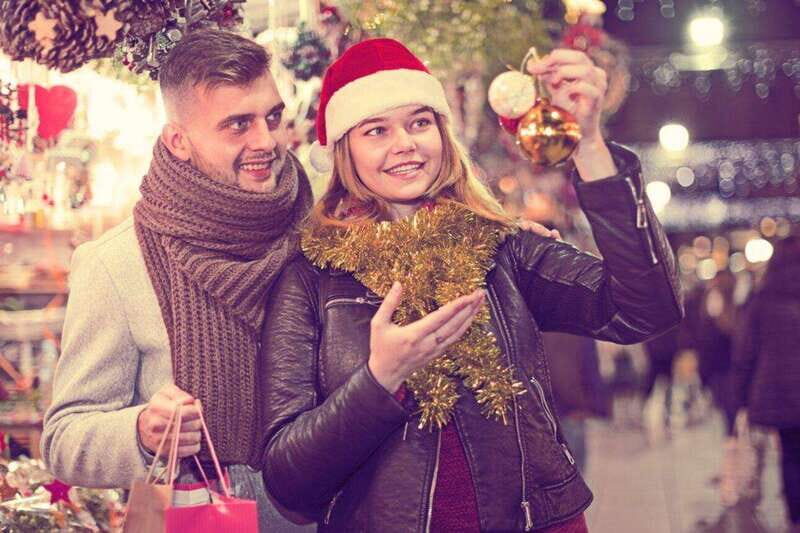 Exceptional Walking Christmas Tour in Magical Ottawa - Key Points
